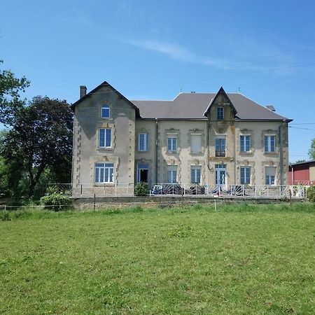 Jad Ranch Hotel Raucourt-et-Flaba Buitenkant foto