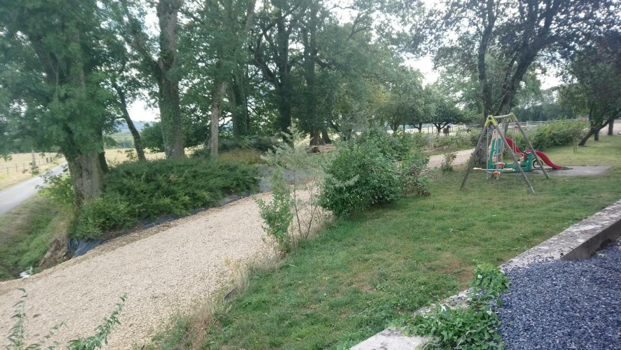 Jad Ranch Hotel Raucourt-et-Flaba Buitenkant foto