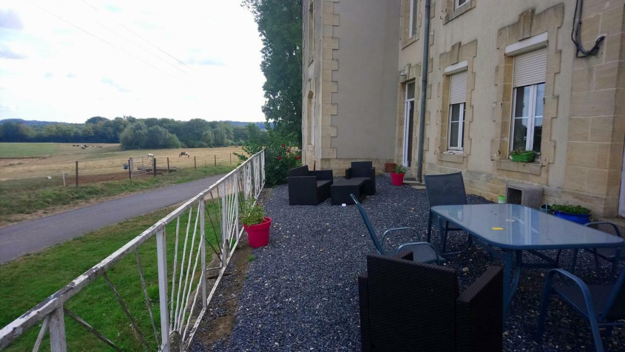 Jad Ranch Hotel Raucourt-et-Flaba Buitenkant foto